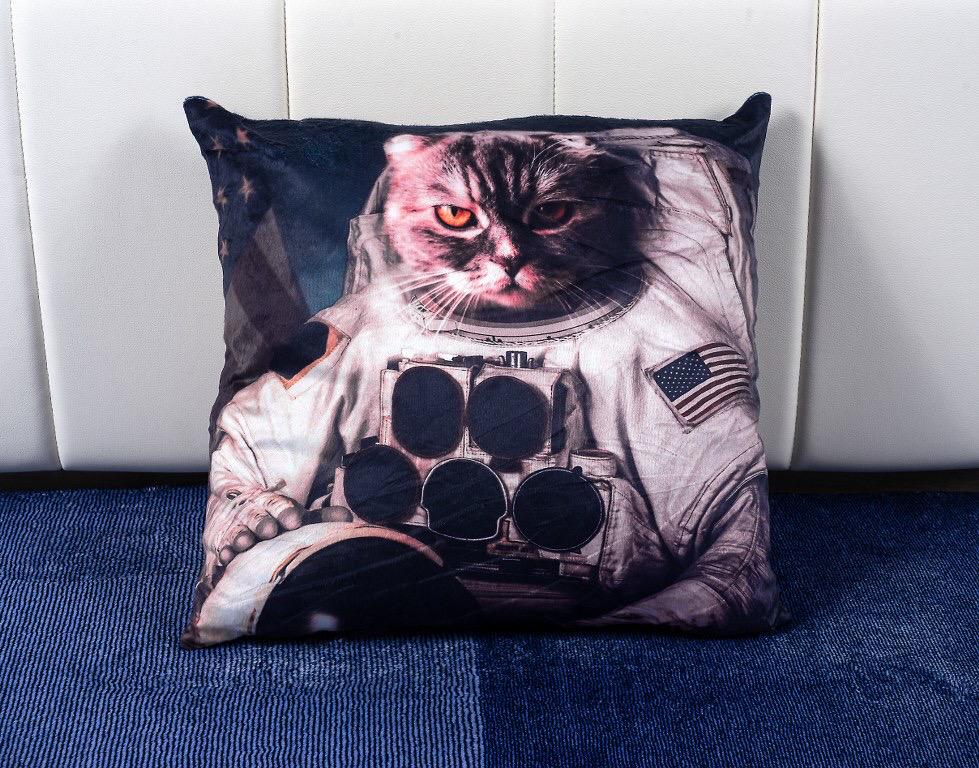 Perna decorativa cu pisicuta americana Perna decorativa cu pisicuta americana