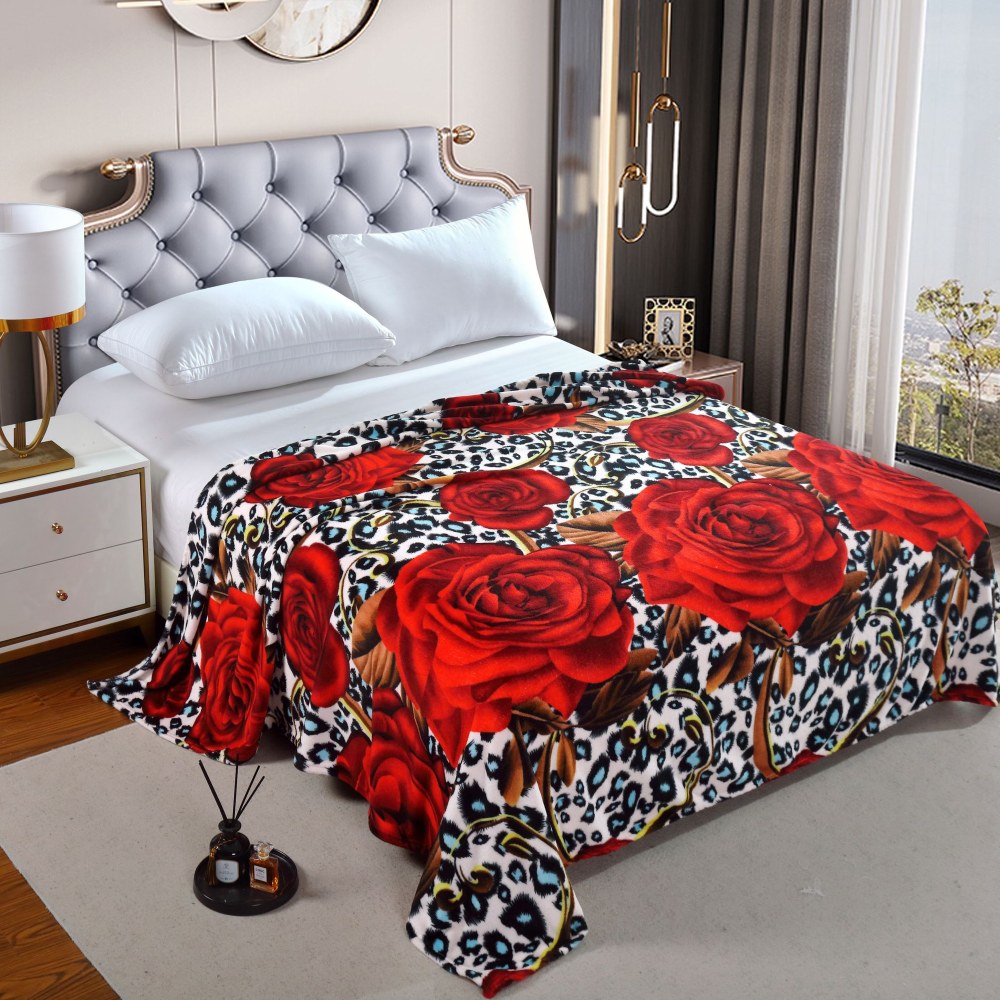 patura cocolino cu trandafiri rosii patura cocolino cu trandafiri rosii