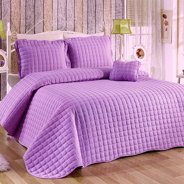 cuvertura brodata mov