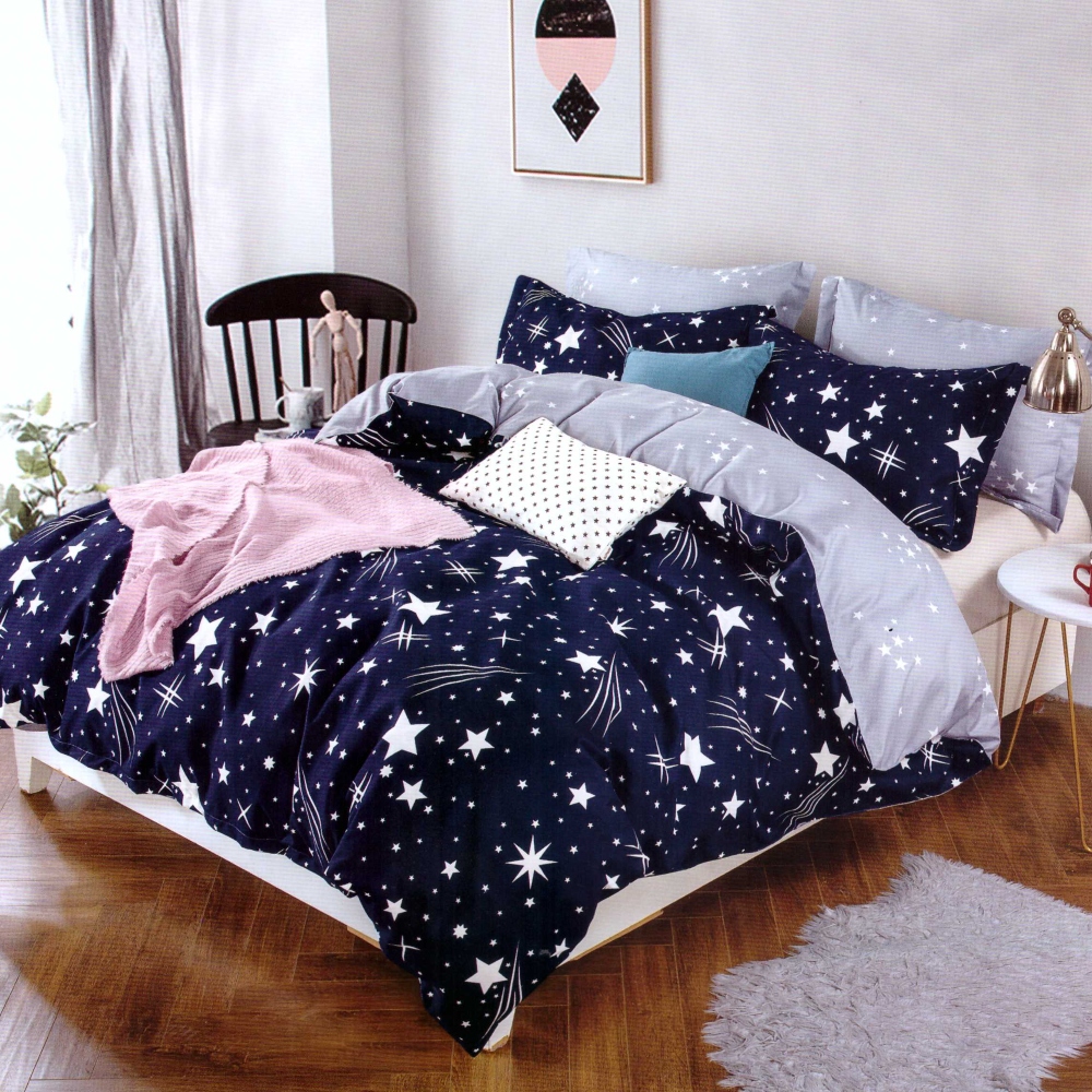 lenjerie de pat albastra cu stelute (4)