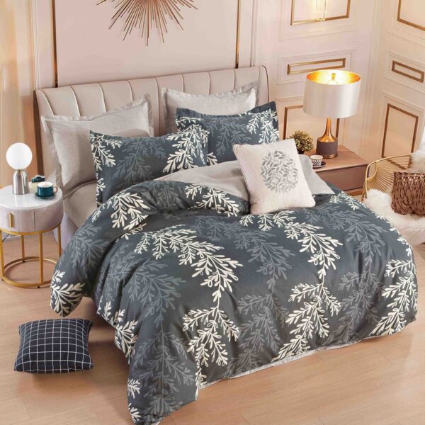 lenjerie gri inchis cu frunze aurii