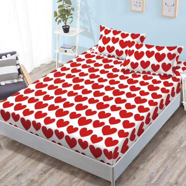 husa alba cu inimioare rosii