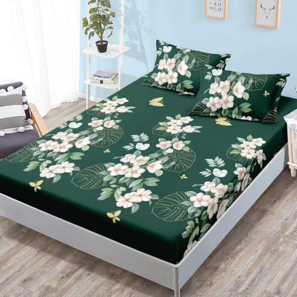 husa verde cu flori albe