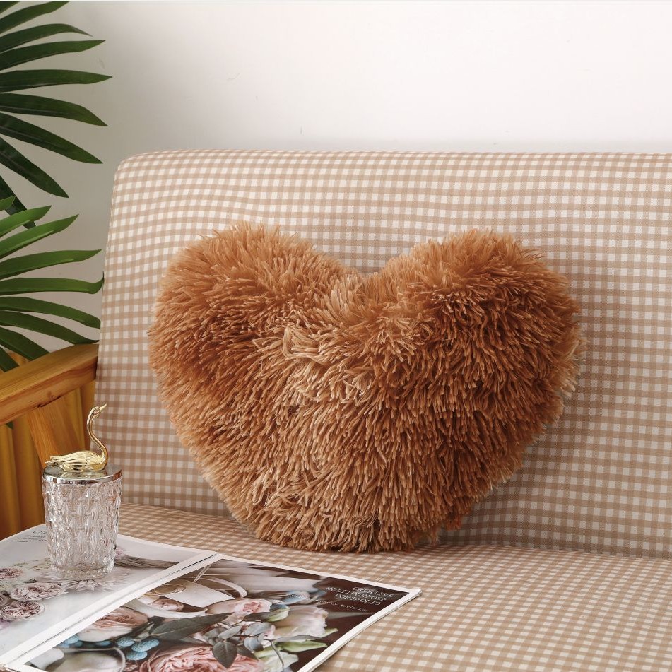 perna decorativa model inimioara maro perna decorativa model inimioara maro