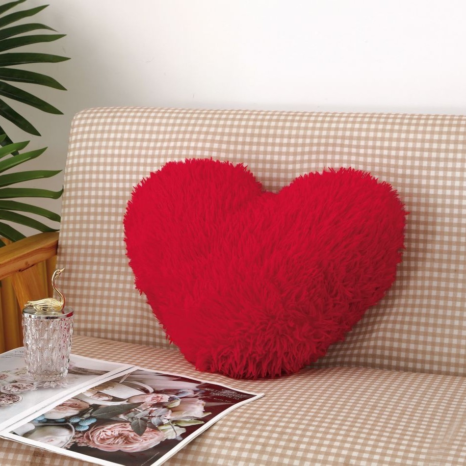 perna decorativa model inimioara rosu perna decorativa model inimioara rosu
