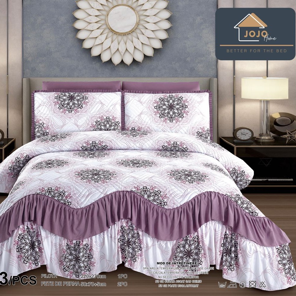 cuvertura de lux cu volanase alb-mov cuvertura de lux cu volanase alb-mov