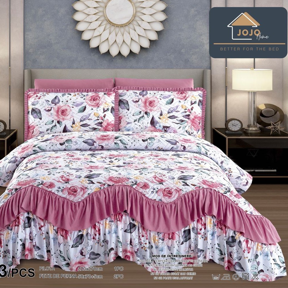 cuvertura de lux cu volanase alb-roz cuvertura de lux cu volanase alb-roz