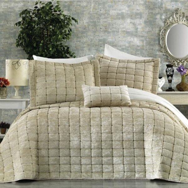 cuvertura de lux din catifea brodata roz bej