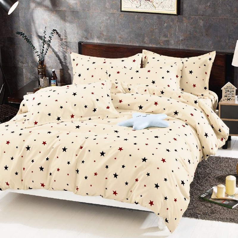 lenjerie crem cu stelute lenjerie crem cu stelute