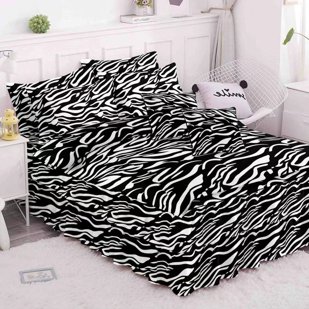 lenjerie cu volanase alb negru model zebra lenjerie cu volanase alb negru model zebra