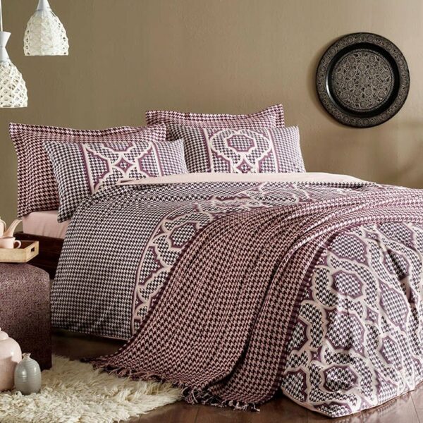 set cuvertura si lenjerie tac 7 piese