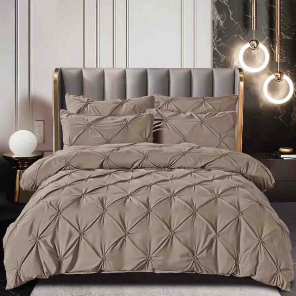 lenjerie pliuri maro