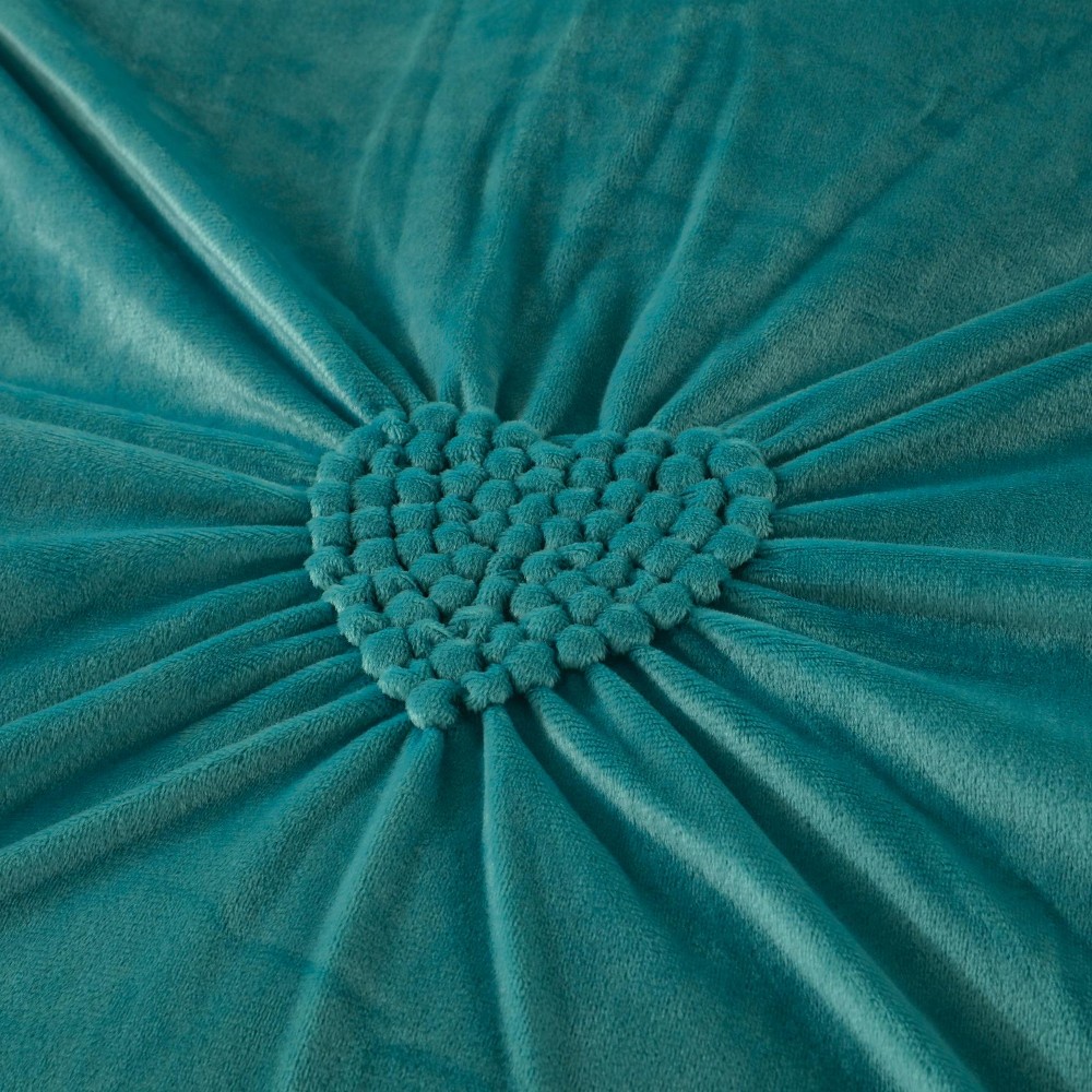 lenjerie pufoasa din catifea turcoaz-broderie lenjerie pufoasa din catifea turcoaz-broderie