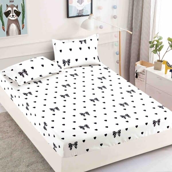 Husa alba cu fundite negre