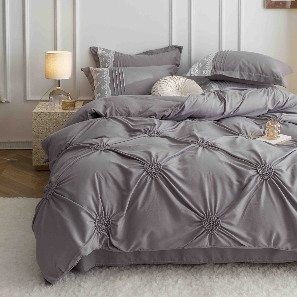 lenjerie cu pliuri inimioare si broderie - gri deschis 2 lenjerie cu pliuri inimioare si broderie - gri deschis