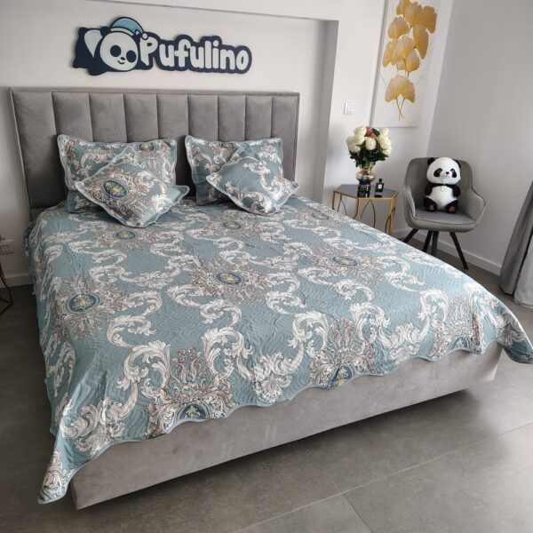 cuvertura de pattur coaz cu ornamente