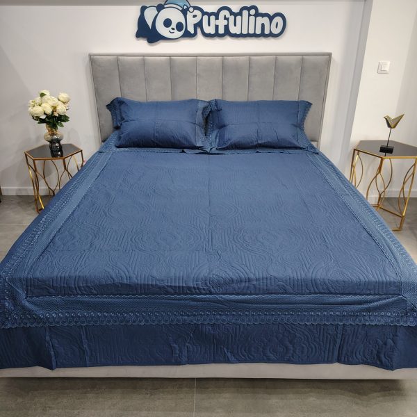 Cuvertura bleumarin cu broderie aplicata dimensiuni