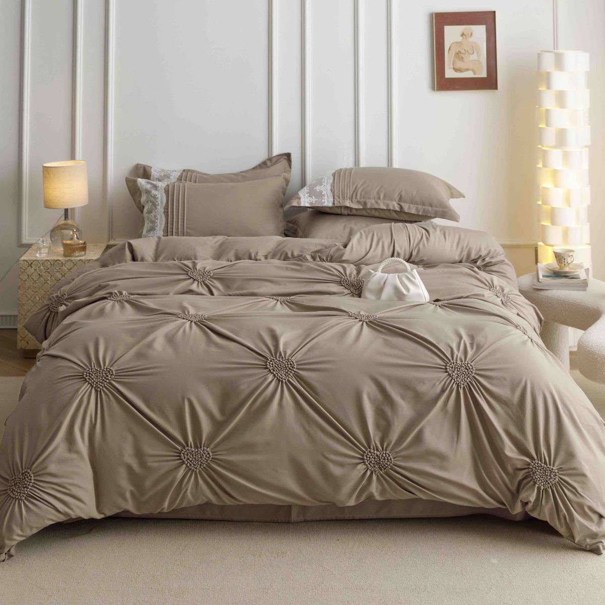 lenjerie pliuri inimioare maro lenjerie pliuri inimioare maro