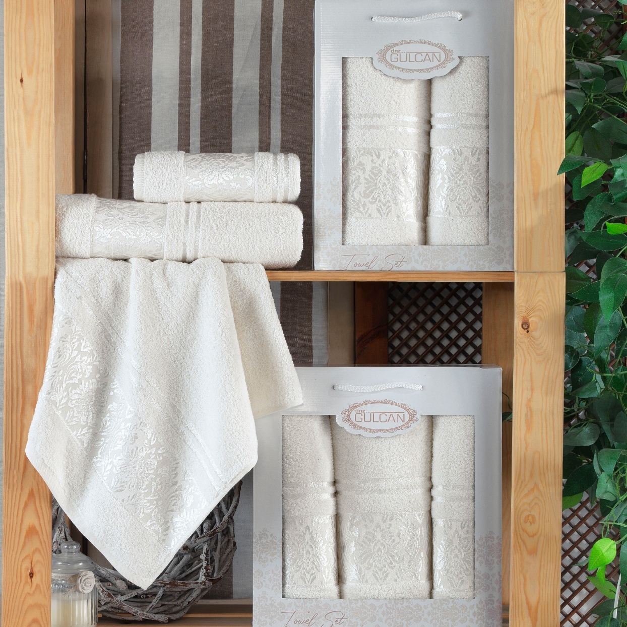 set prosoape 2 mici, 1 mare - crem set prosoape 2 mici, 1 mare - crem