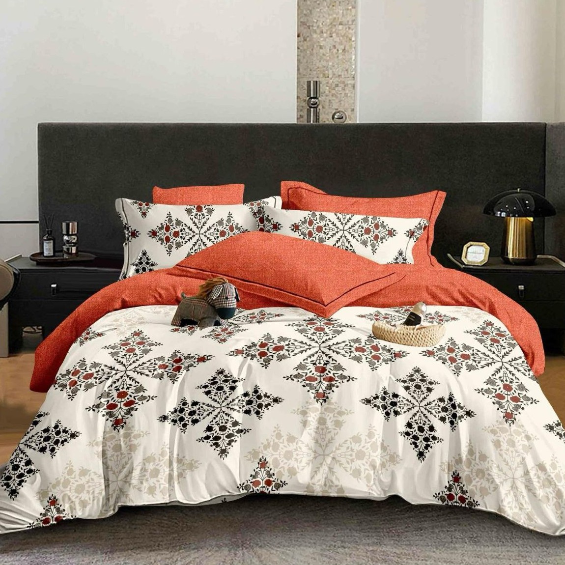lenjerie alb portocalie cu ornamente lenjerie alb portocalie cu ornamente