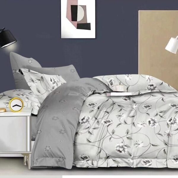 lenjerie gri cu flori