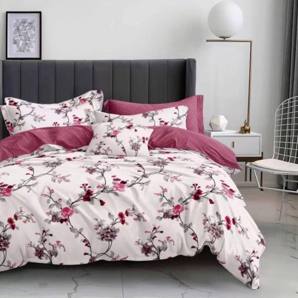 lenjerie roz cu flori