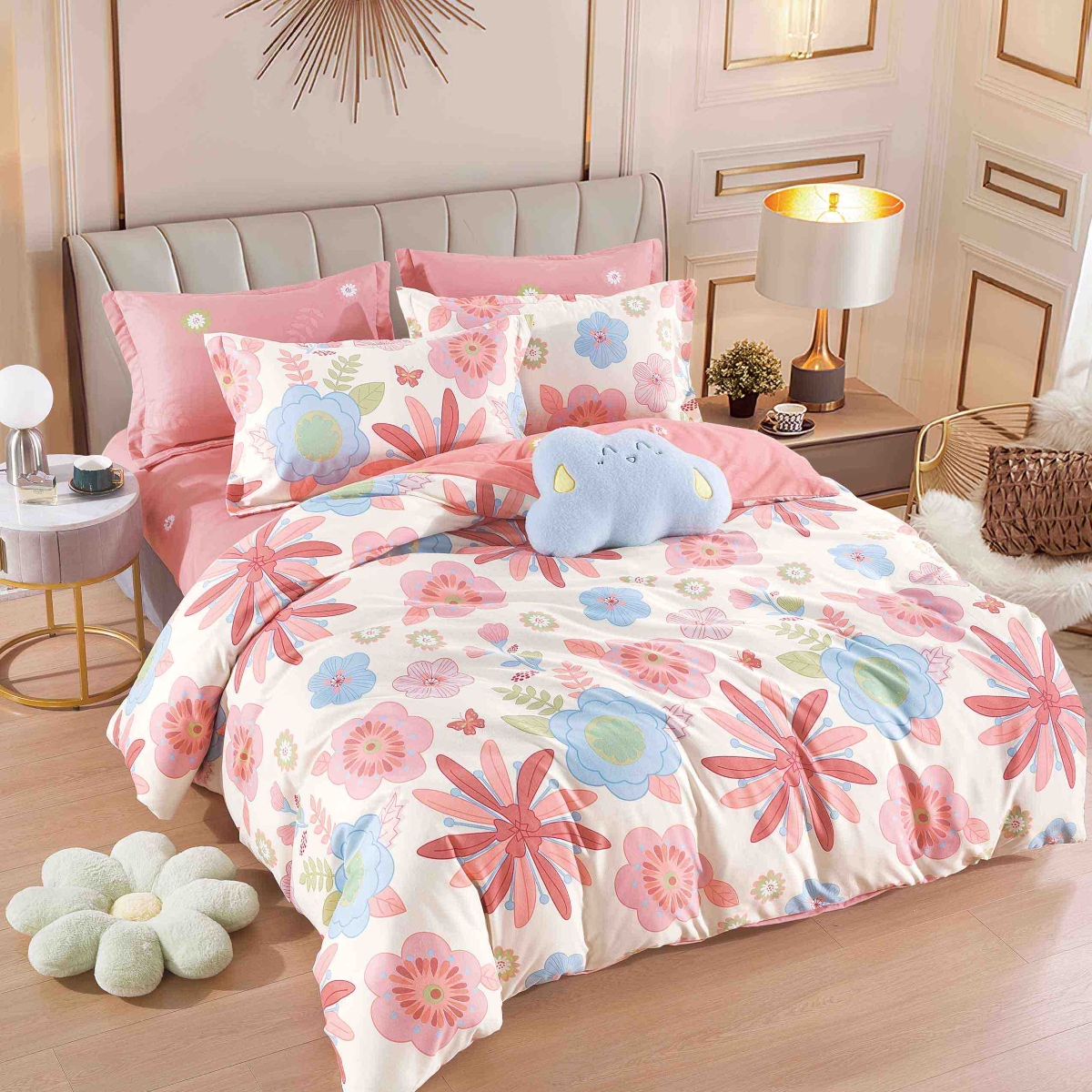 lenjerie alb roz cu floricele lenjerie alb roz cu floricele