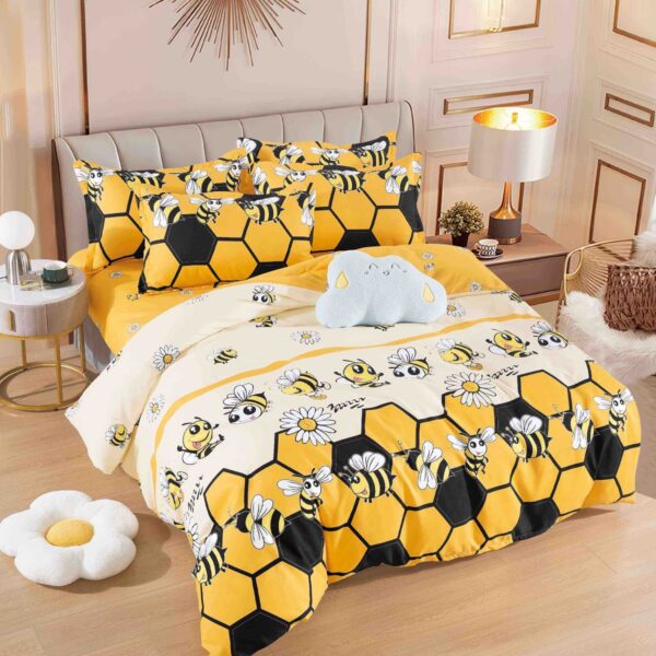 lenjerie galbena cu albinute