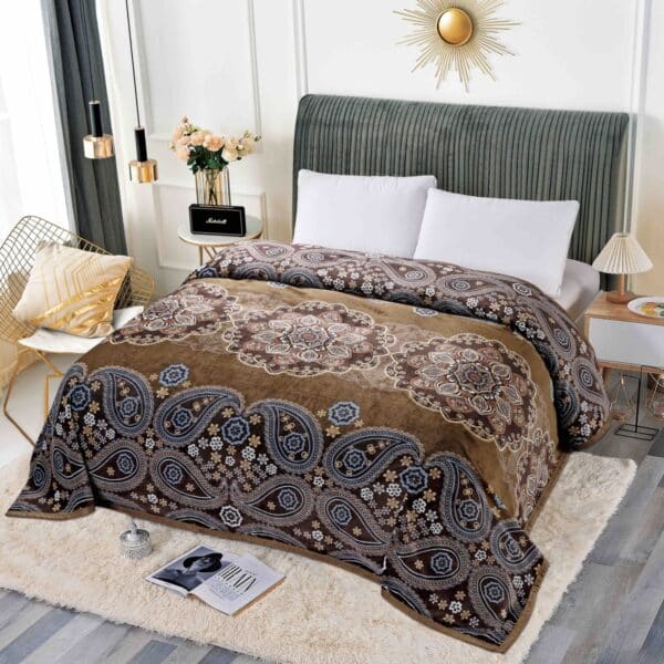 patura groasa brown ornaments