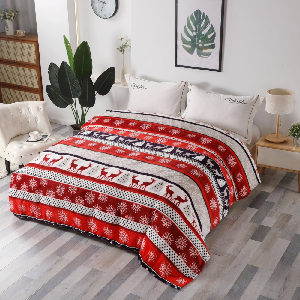 patura soft model de craciun cu reni patura soft model de craciun cu reni