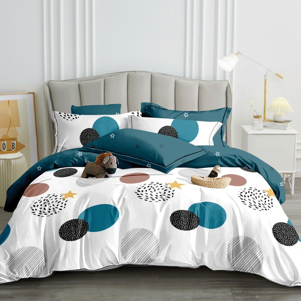 lenjerie alba cu buline turcoaz lenjerie alba cu buline turcoaz