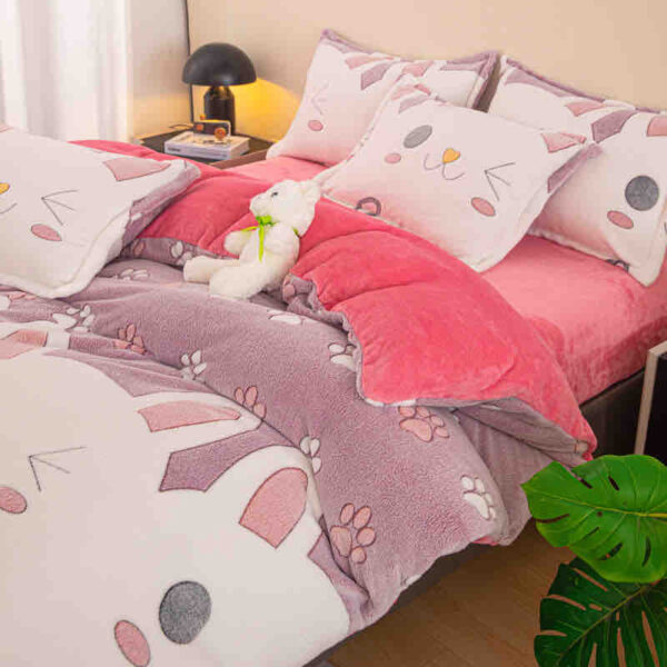 lenjerie cocolino cu elastic gri cu iepurasi aproape