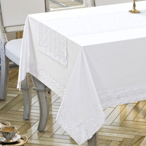 fata de masa joie cu runner alb 160 x 220 aproape