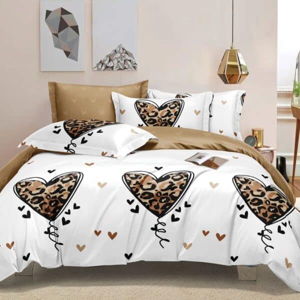 lenjerie alb maro cu inimioare