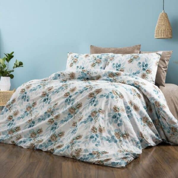 lenjerie bumbac ranforce alb bej cu flori albastre