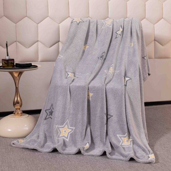 Patura Cocolino Grey Stars pe scaun