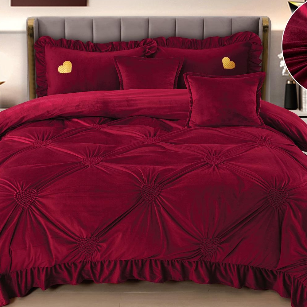 Lenjerie de pat cu pliuri si inimioare East Comfort Grena Lenjerie de pat cu pliuri si inimioare East Comfort Grena