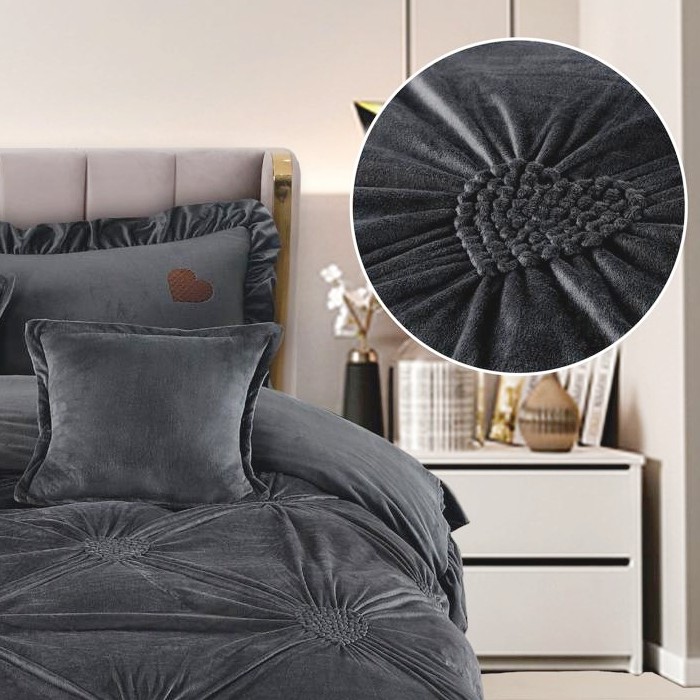 lenjerie catifea antracit aproape lenjerie catifea antracit aproape