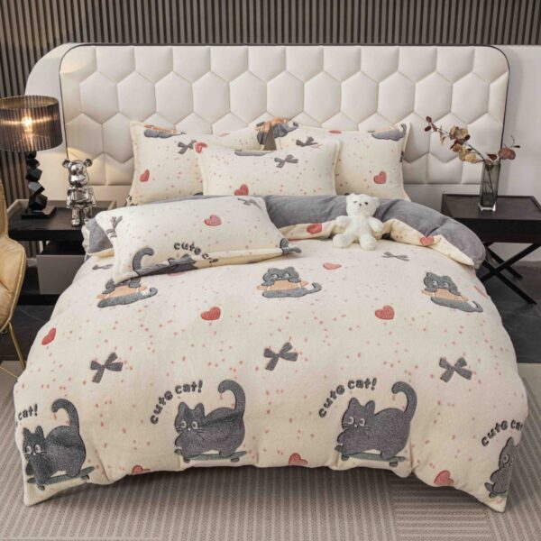 lenjerie cocolino cu elastic alba cu pisicute