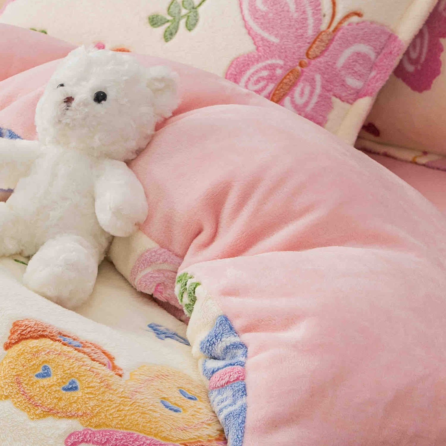 lenjerie cocolino cu elastic cu fluturi colorati detalii lenjerie cocolino cu elastic cu fluturi colorati detalii