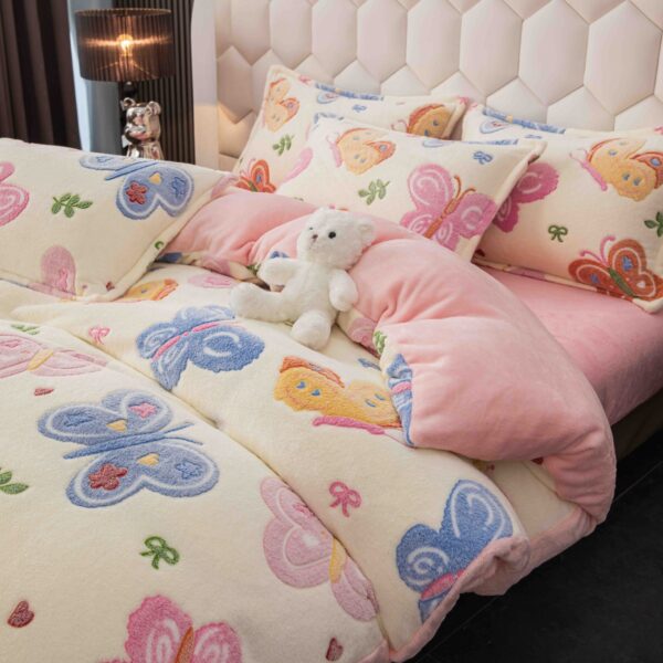 lenjerie cocolino cu elastic cu fluturi colorati lateral