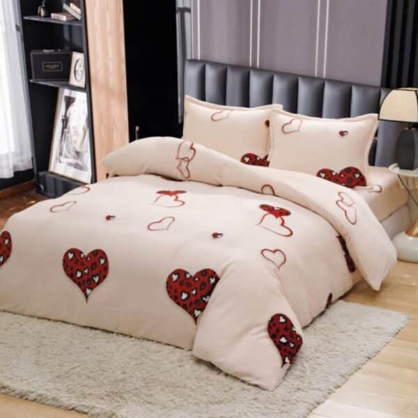 lenjerie de pat cocolino bej cu inimioare