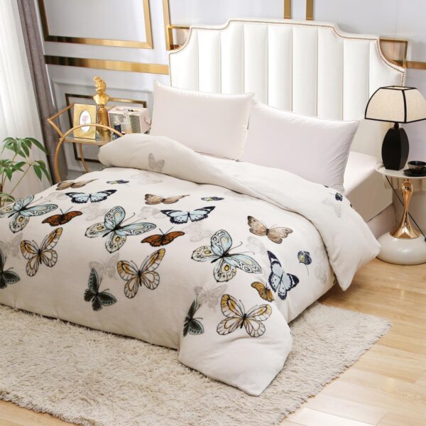 patura cocolino alba cu fluturi colorati