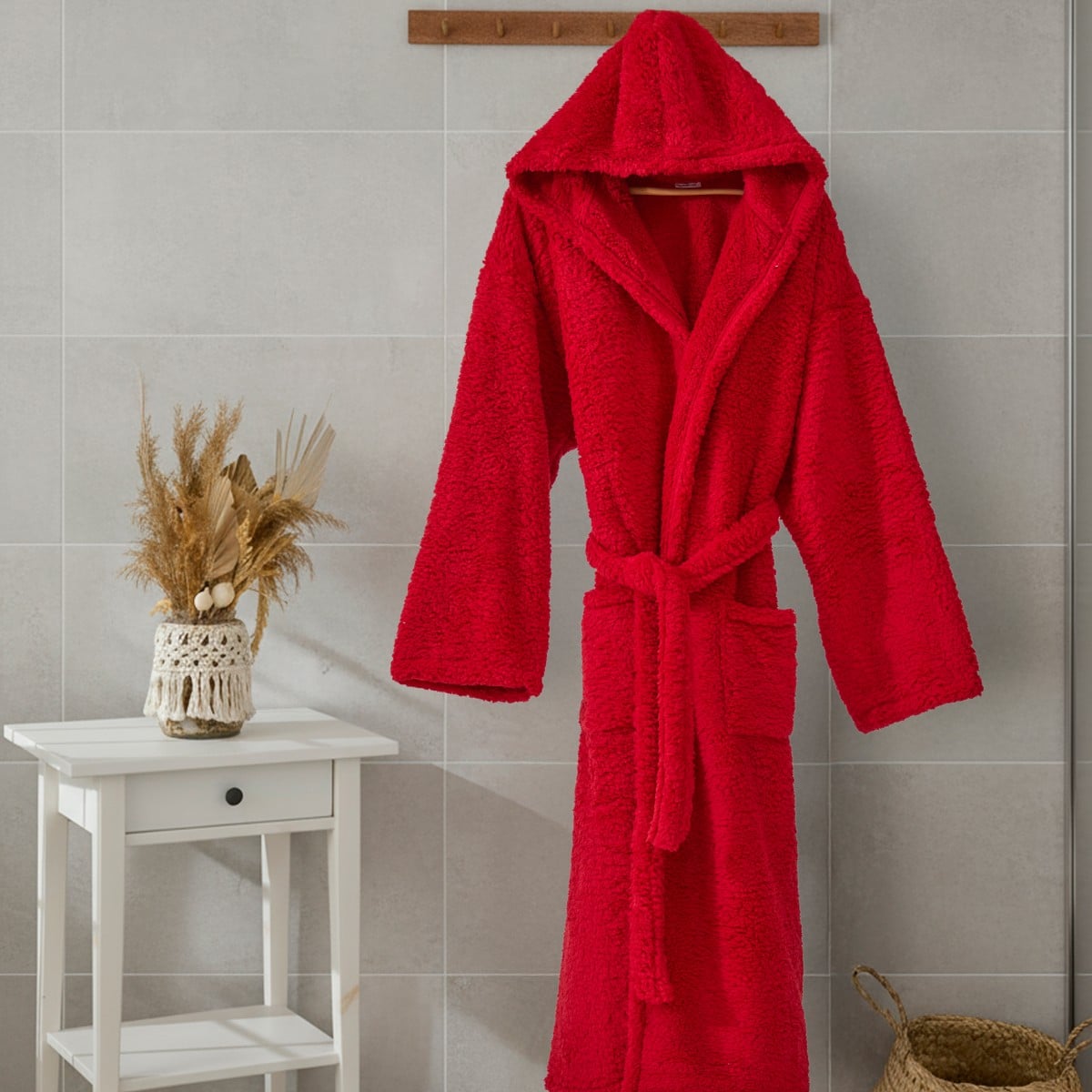 halat de baie wellsoft pufos cu gluga rosu halat de baie wellsoft pufos cu gluga rosu